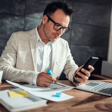 Hiring an Account Director? Here’s a Job Description [TEMPLATE]